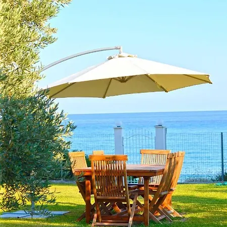 Beachfront Detached On A 